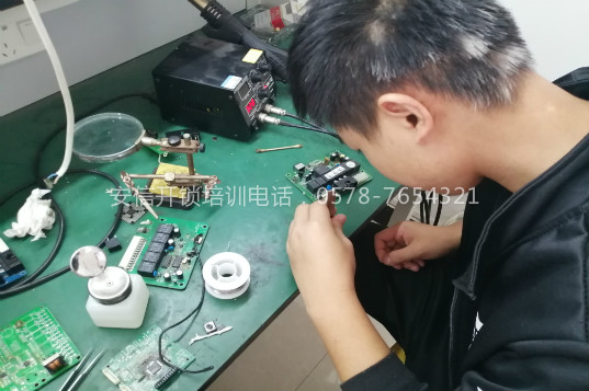 海口学汽车解码技术